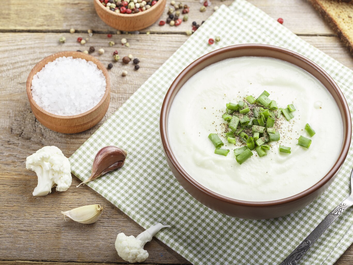 Super Cremig Und Schnell Gemacht: Rezept Für Blumenkohlsuppe Mit Käse ...